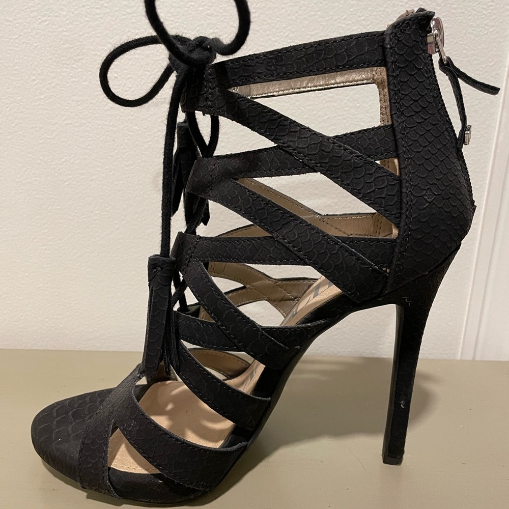 Black lace up